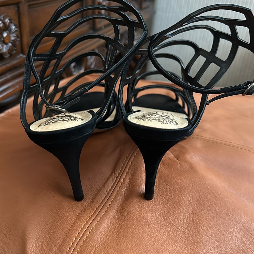 VINCE CAMUTO GladiatorDress Heel - Picture 4 of 5